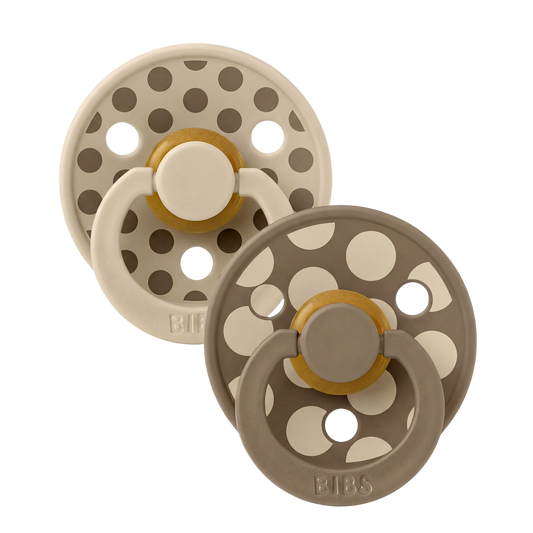STUDIO Colour Pacifiers 2 Pack Polka - Vanilla/Dark Oak